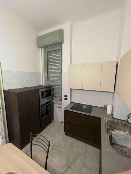 Casa Vacanze Sma93 Appartement Monza Buitenkant foto