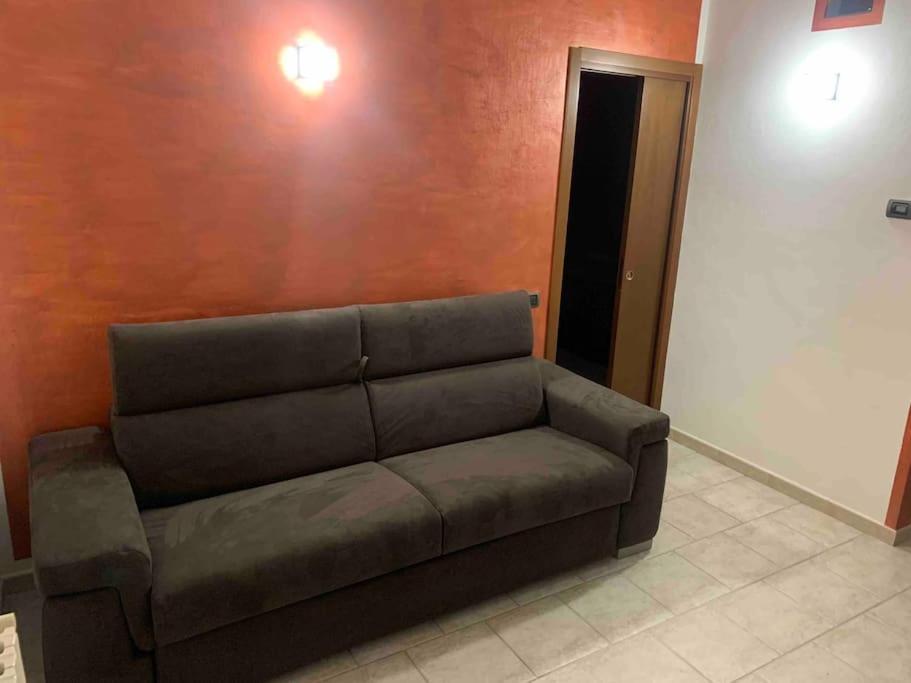 Casa Vacanze Sma93 Appartement Monza Buitenkant foto