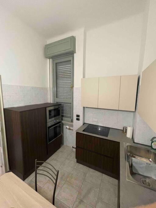 Casa Vacanze Sma93 Appartement Monza Buitenkant foto